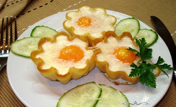 Ձվածեղ զամբյուղիկներում