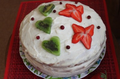Հատապտուղով տորթ
